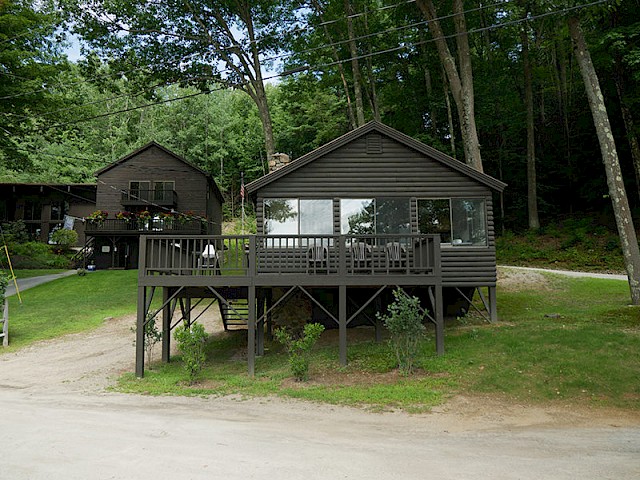 Lake House 7 (2 Bedroom)